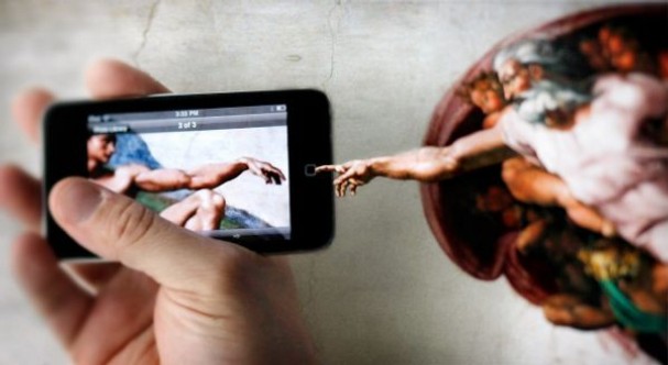 Czy Jezus robiłby sobie selfie? Wywiad z ks. Przemysławem Śliwińskim